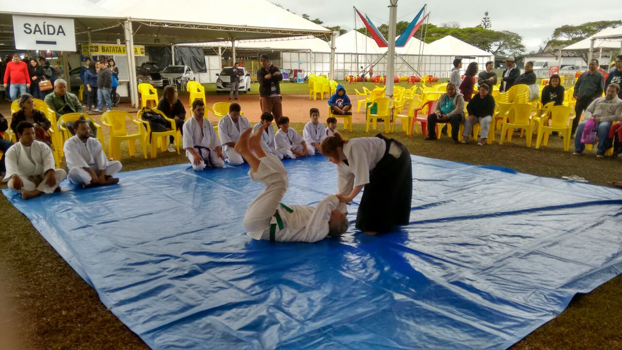 WhatsApp-Image-20160529-28